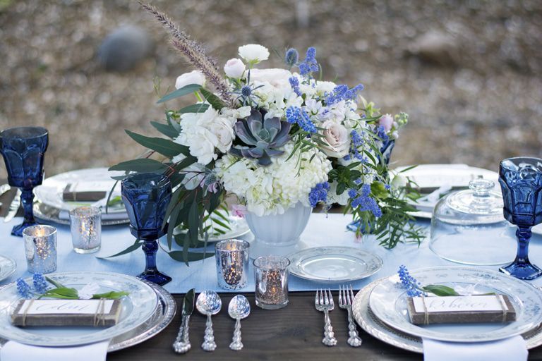 Flores em tons de azul para usar na decoração do casamento 💙 7